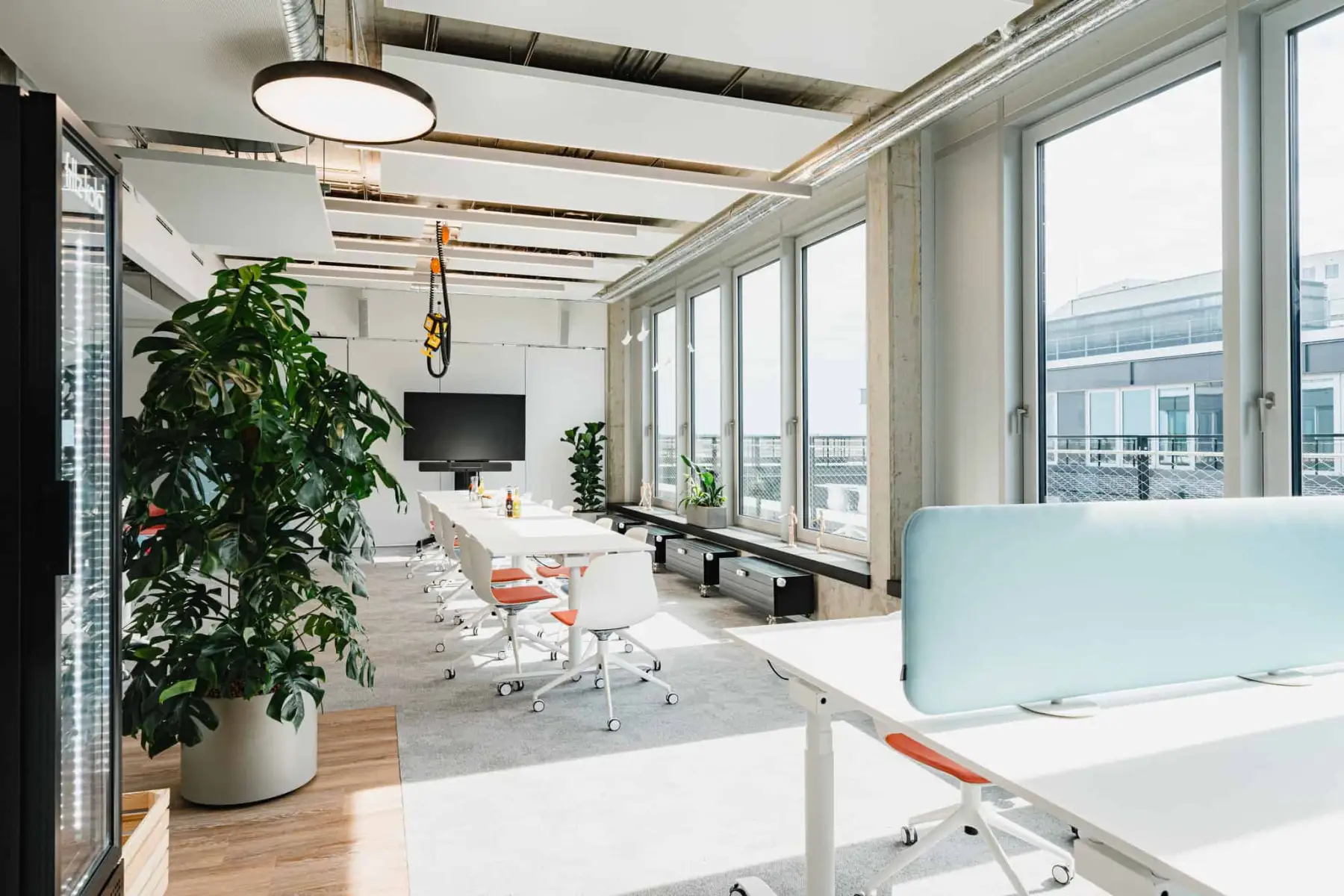 Innovation Space für Meetings, Workshops und Events im Satelliten Soho in München-Obersendling | | 1000 Satellites bietet Eventmöglichkeiten in München, Hamburg und der Region Rhein-Neckar