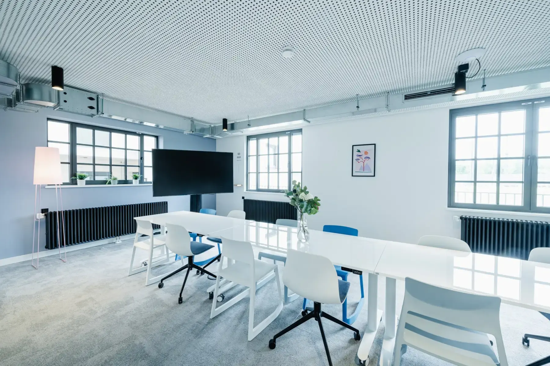 Innovation Space für Meetings, Workshops und Events im Satelliten Soho in München-Obersendling | | 1000 Satellites bietet Eventmöglichkeiten in München, Hamburg und der Region Rhein-Neckar