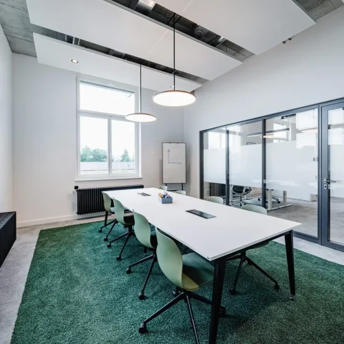 Meetingraum Diamalt im Satelliten The Malt in München-Allach | 1000 Satellites bietet Eventmöglichkeiten in München, Hamburg und der Region Rhein-Neckar