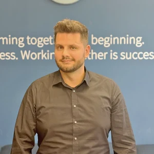 Christian-Geiling-1000-Satellites